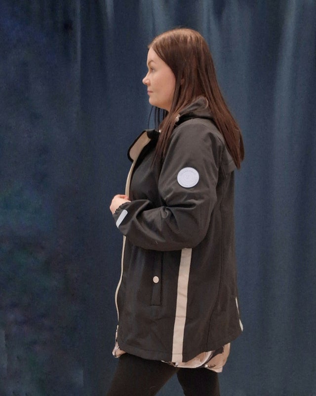 Zhenzi Della takki